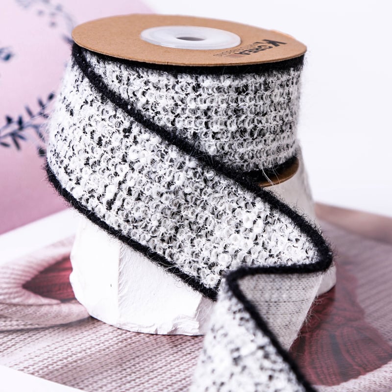 Jednostrani srebrno-siva vunena pletena overlock traka za DIY mašne, dodaci za kosu, odjeću, šešire, cipele i cvjetne ukrase.