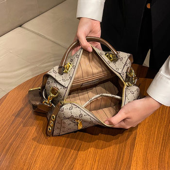 Ženska torbica Boston u obliku jastuka – lagana luksuzna, mala, crossbody, ljetna moda 2025