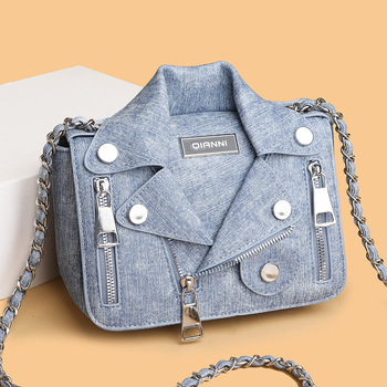 Ženska crossbody torba s zakovicama, mala kvadratna torba, PU materijal, ljetna moda 2025