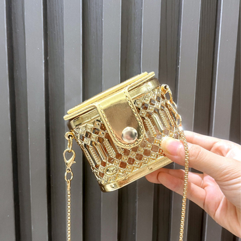 Ženska mini večernja torbica s metalnim izrezom i lančićem, crossbody torba za večernje prigode, kružni oblik, 2024 zimska moda