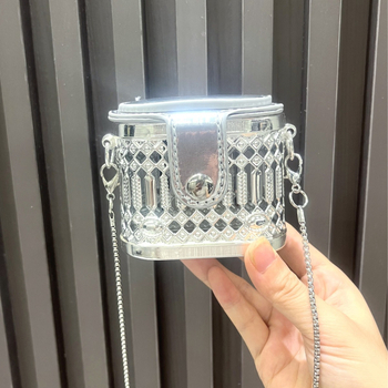 Ženska mini večernja torbica s metalnim izrezom i lančićem, crossbody torba za večernje prigode, kružni oblik, 2024 zimska moda