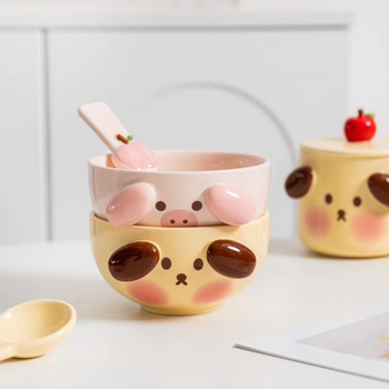 Vas ceramic pictat manual cu fructe, set cu linguriță – design 3D cu animale, pentru copii