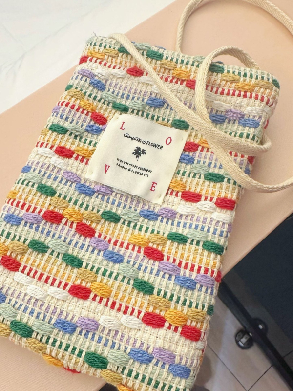 Šarena mini platnena torbica za telefon i kozmetiku, Chanel inspiriran stil, bucket oblik