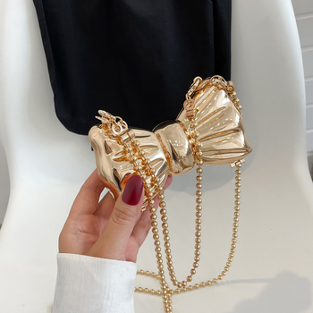 Metalna clutch torbica s motivom leptira i lančićem, mini crossbody večernja torba za ljeto