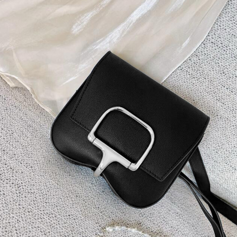 Ženska torbica od prave kože, saddle stil, preko ramena i crossbody, srednje veličine, 2026 model