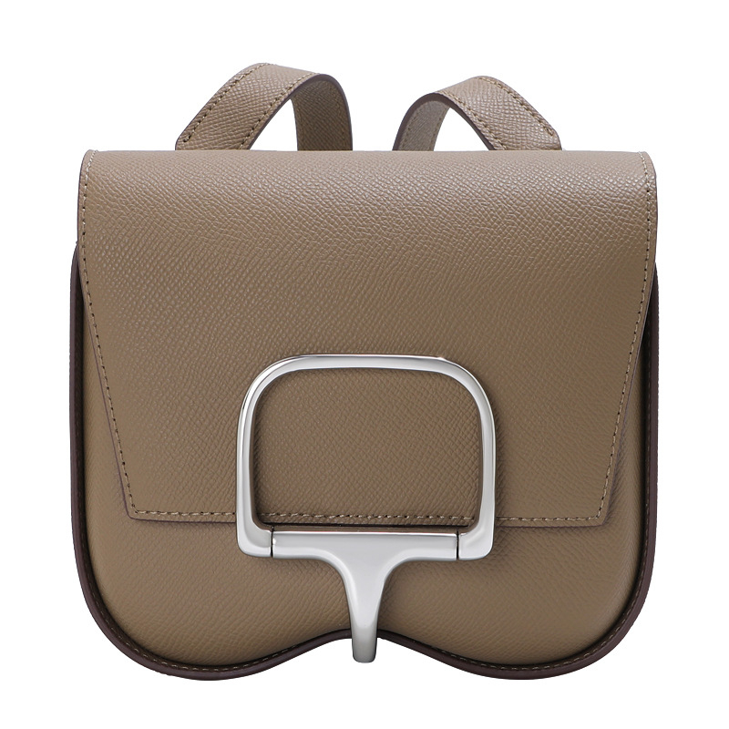 Ženska torbica od prave kože, saddle stil, preko ramena i crossbody, srednje veličine, 2026 model