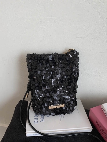 2025 nova sezona slatka sjajna mini crossbody torbica za žene, s pretincom za telefon, PVC materijal