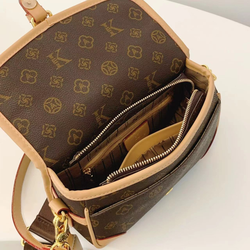 Ženska torbica iz serije s floralnim uzorkom, velika kapaciteta: Tote torba, Messenger torba, Saddle torba i Crossbody torba