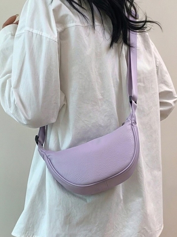 Torba u korejskom stilu u obliku polumjeseca, novo 2026. model, sedlasta torba od PU kože, mala crossbody torba za žene, minimalistička i vrhunske kvalitete