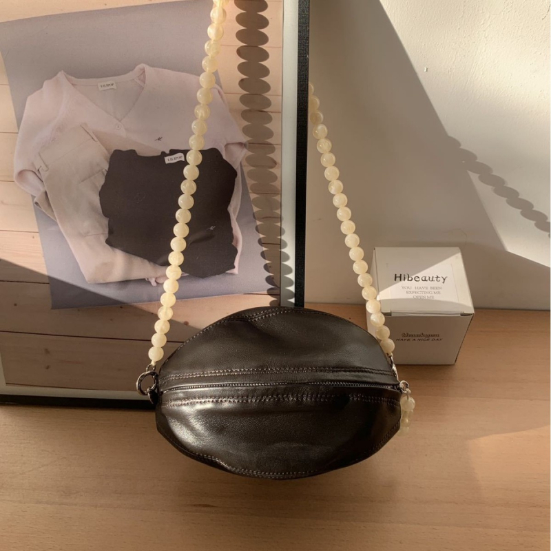 Torba rugby od prvog sloja ovčje kože sa perlicama, mala okrugla crossbody torba za žene