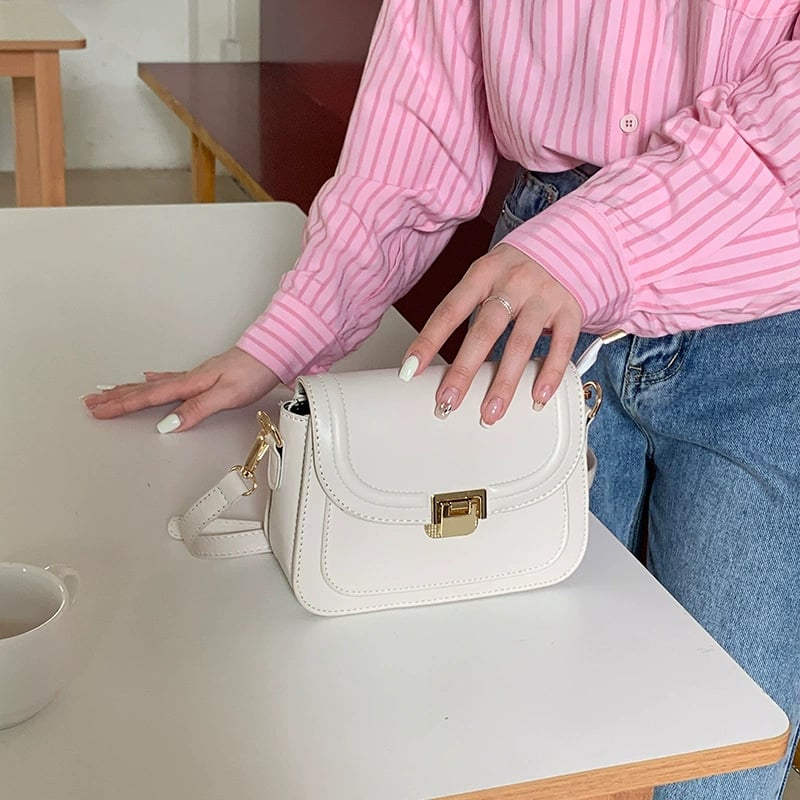 Ženska PU sedlovita torba, 2025 novi model, moderna i visoke kvalitete, torba preko ramena i crossbody, mala kvadratna torba za jesen i zimu.