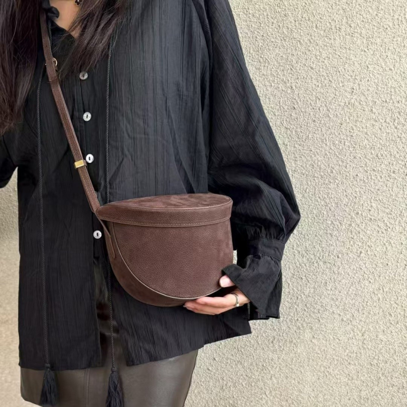 ALA*Ia Torba od nubuka prvog sloja, Kožna Sedlasta torba preko Ramena, Mala pazuh torba u obliku polumjeseca, Pojasna torba, Crossbody torba
