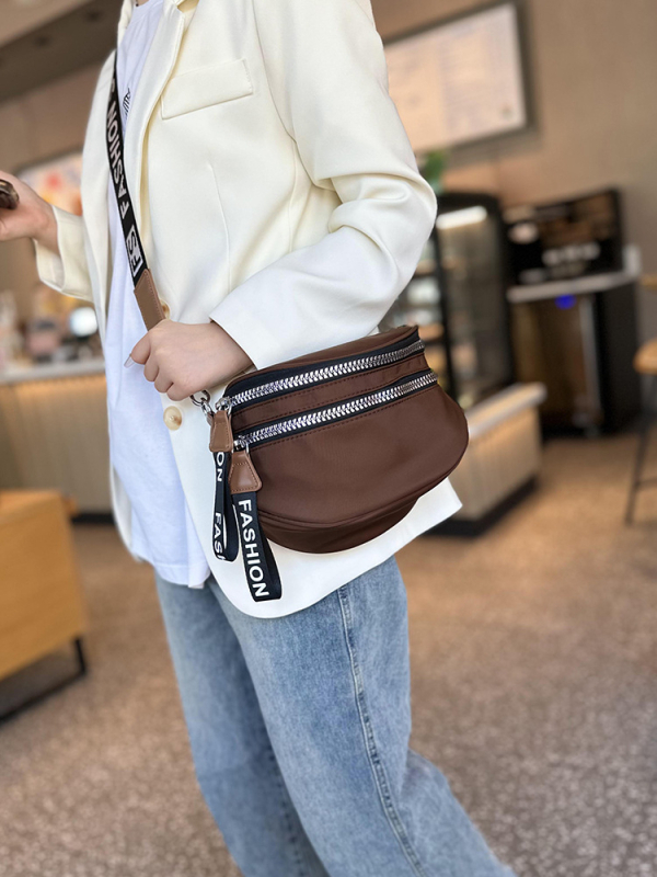 Vodootporna polukružna crossbody torba za žene s printom, lagana i svestrana za ljeto, torba tipa sedla sa širokim remenom