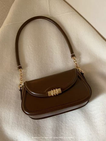 Ženska saddle torba, jesen-zima 2024, moderan gradski stil, visoka kvaliteta, crossbody ili torba preko ramena