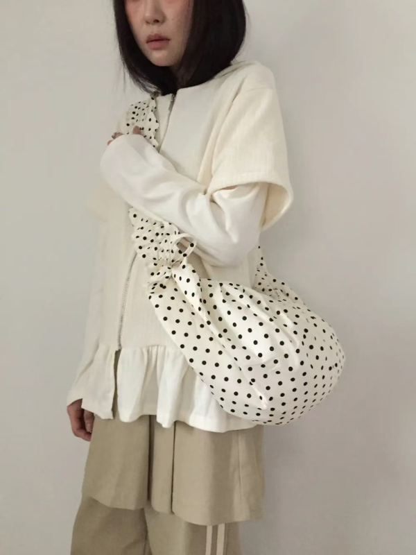 Korejski stil, opuštena kopča na kaišu, plisirana s točkicama, sedlovita torba u obliku polumjeseca за žene, izdanje 2025., svestrana crossbody torba