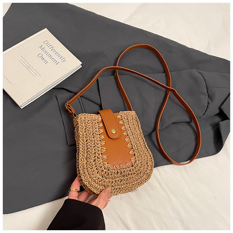 Ručna sedlasta torбica od slame, 2025 novi model, plažni stil, ženska torba za rame i crossbody
