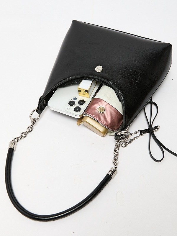 2025 jesen minimalistička torba s lancem za žene, mala crossbody torba u saddle stilu