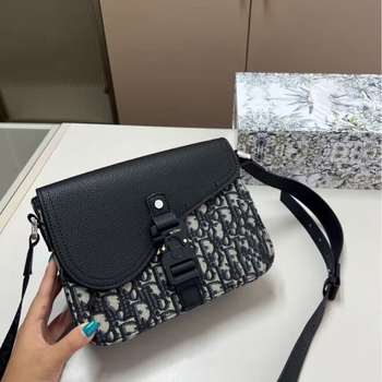 Sedlovita torba od teleće kože i platna s preklopom, messenger stil, za rame ili crossbody