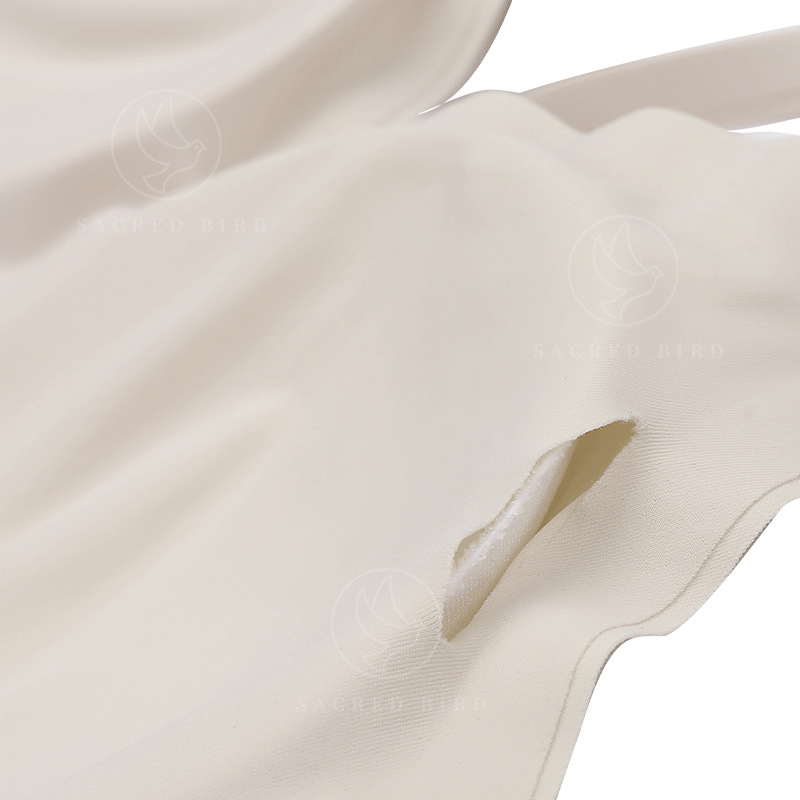 Bešavni grudnjak od Ice Silk za male grudi, bez žice, push-up, podesivi stražnji dio, žensko donje rublje