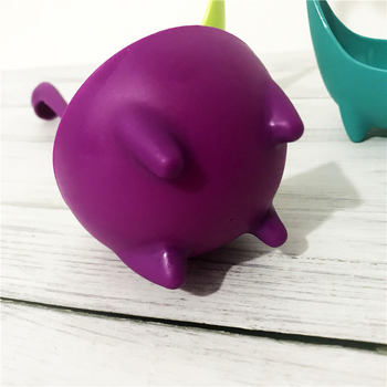 Set din plastic cu mâner lung, pentru agățare; lingură de supă cu monstrul Loch Ness; lingură mare pentru terci ce poate sta în picioare; set de trei piese