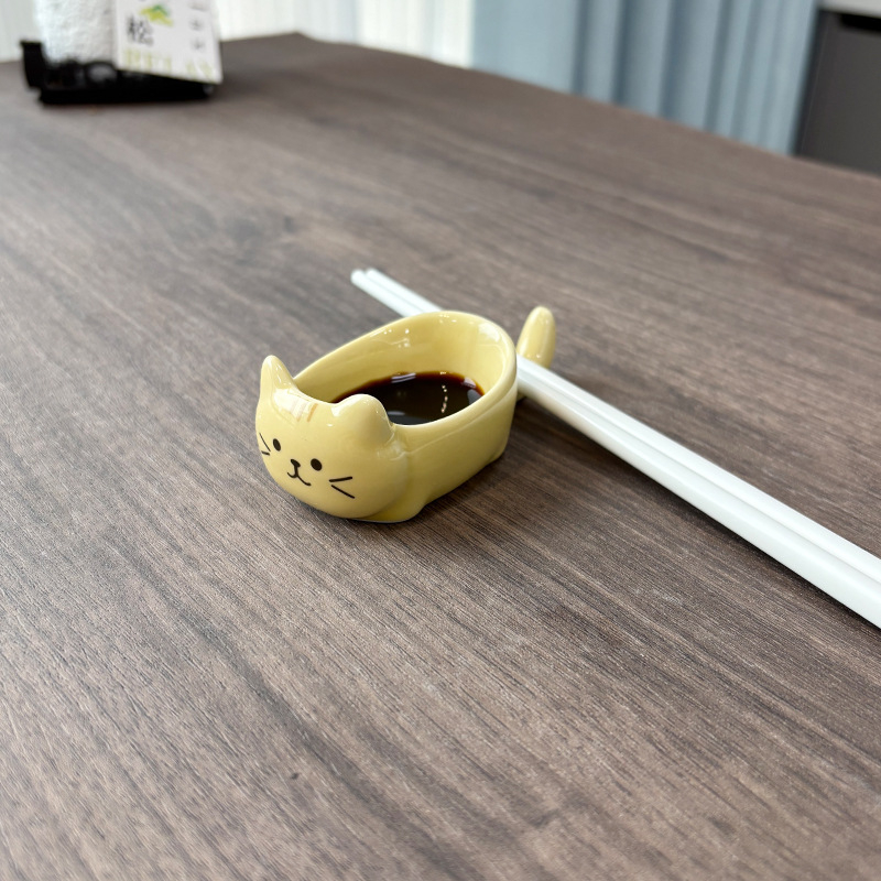 Farfurie ceramică drăguță pentru sos, cu pisică japoneză cu trei flori, model drăguț, pentru sos de soia și oțet