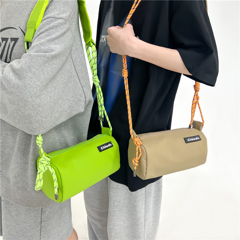 Unisex minimalistička crossbody torba za fitness, vodootporna, za sport i biciklizam, za putovanja i rekreaciju, stane tablet od 8 inča