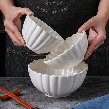 Set ceramic japonez retro cu crizanteme – boluri pentru orez, salată și supă
