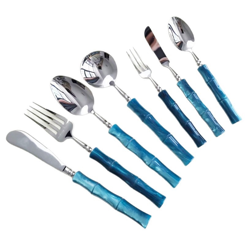 304 oțel inoxidabil, inspirat de design italian, set retro de lux ușor cu mânere din bambus perlat și jade artificial, set cuțit, lingură și furculiță pentru bucătăria occidentală