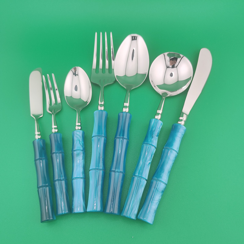 304 oțel inoxidabil, inspirat de design italian, set retro de lux ușor cu mânere din bambus perlat și jade artificial, set cuțit, lingură și furculiță pentru bucătăria occidentală