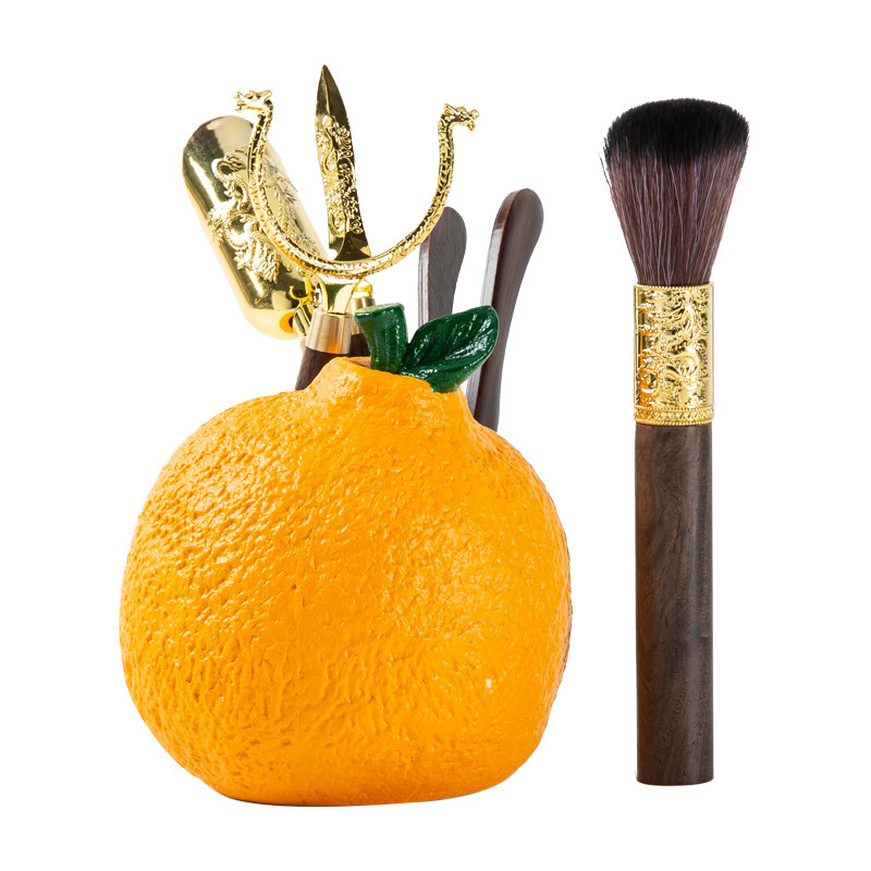 Set ceramic pentru ceremonia ceaiului Six Gentlemen, design creativ