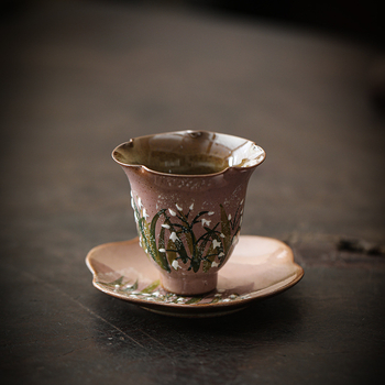 Ceșcuță Gongfu pentru ceai, pictură manuală Lily of the Valley, ceramică, stil chinezesc, cu suport pentru farfurioară