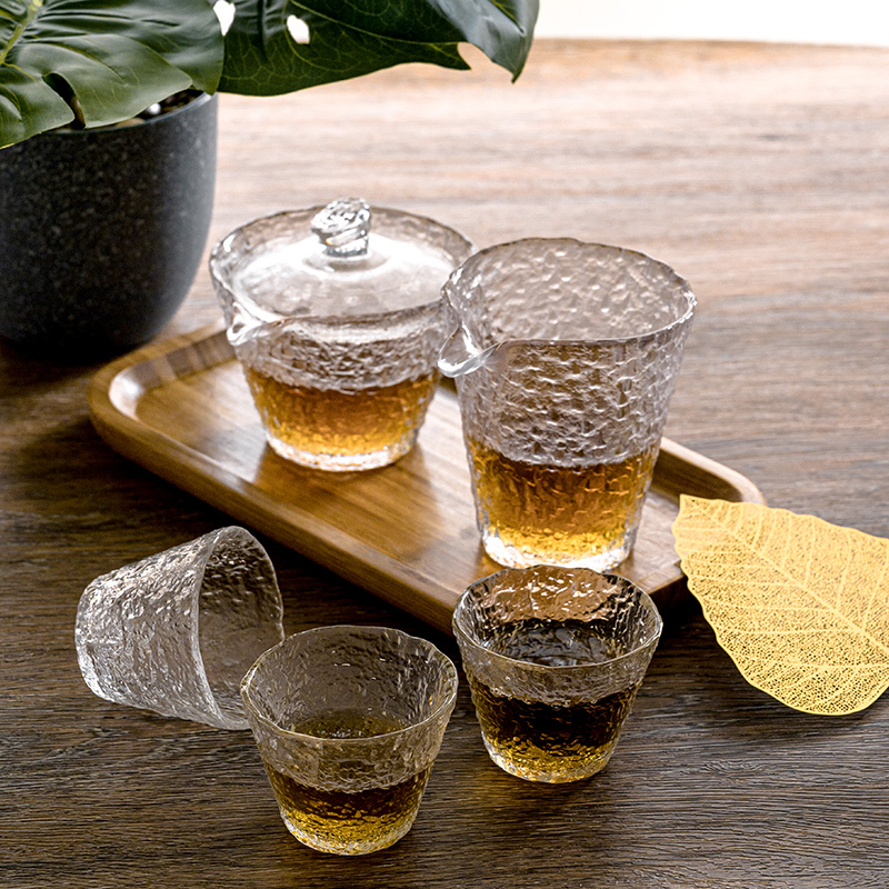 Set Gongfu de ceai din sticlă pentru uz casnic — ceainic, cești, cană de distribuție, bol cu capac în model scoarță