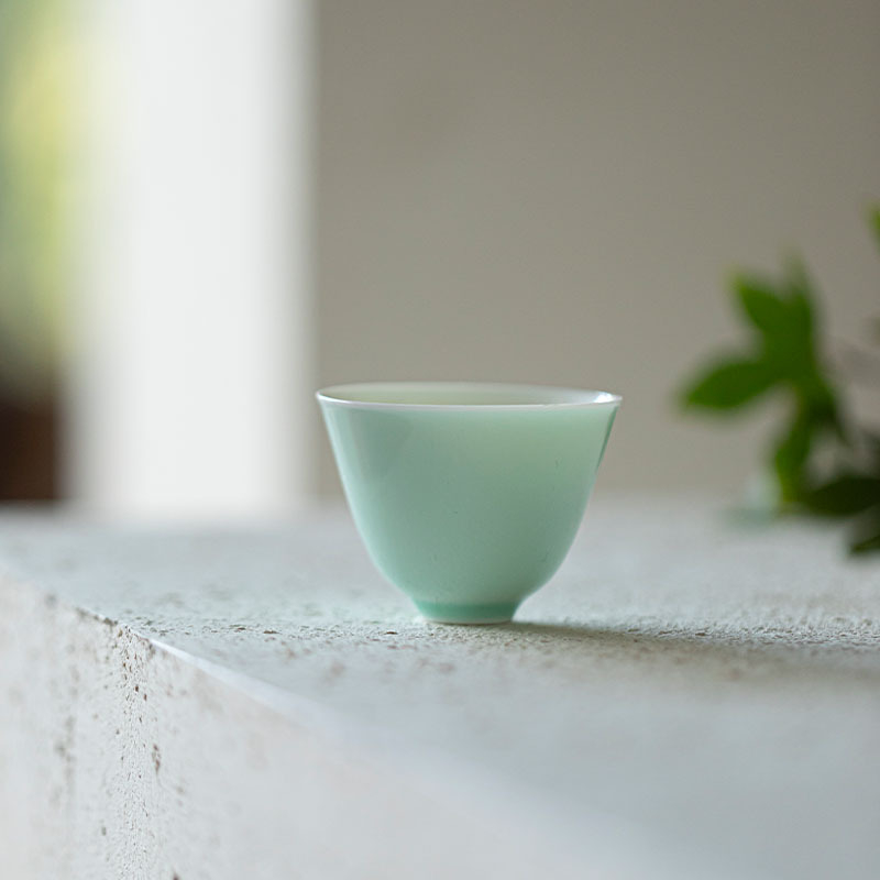 Ceșcuță de ceai cu glazură colorată, în formă de inimă, Gongfu ceai, porțelan alb, pereți subțiri, uz casnic, stil minimalist