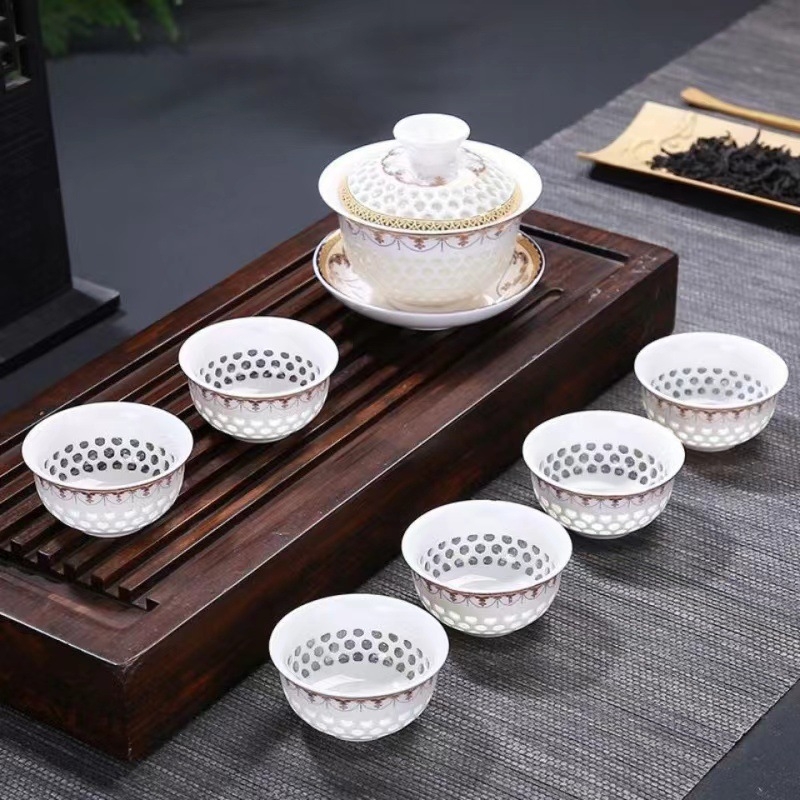 Set ceramic Gong Fu pentru ceai, cu design decupat bleu-alb și linii aurii, set complet de veselă pentru 3 persoane
