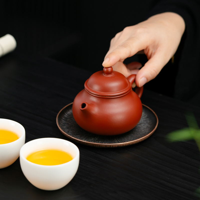 Suport din aliaj pentru ceainic, design retro, izolație, sculptură cu scena Qingming Riverside, potrivit pentru interior și exterior, durabil, stil antic