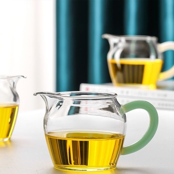 Carafă de ceai din sticlă borosilicat de înaltă rezistență, cu mâner colorat, turnare uniformă; set mic Kung Fu ceai cu separator de ceai