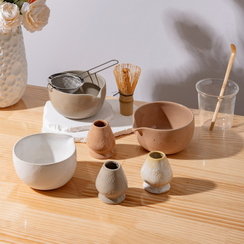Set de ceai Matcha în stil japonez, ceramică cu gravură florală, șase piese pentru ceremonia ceaiului