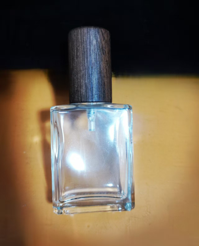 10 ml prenosna vintage staklena bočica za parfem s drvenim poklopcem i raspršivačem