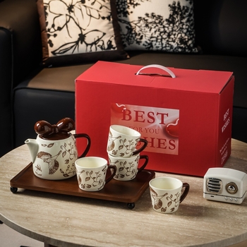 Set ceainic cu flori, cadou – ceramic, cu tavă și cești, pentru 4 persoane