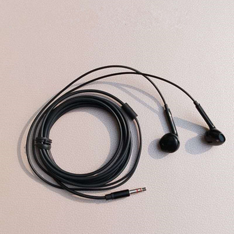 3 méteres vezetékes in-ear monitor fülhallgató mikrofonnal, mobiltelefonhoz és PC-hez, streamingre és karaokehoz