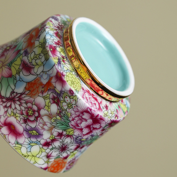 Ceșcă ceramică de ceai cu model floral emailat în aur, mare, pentru ceremonia de ceai Kung Fu, uz personal