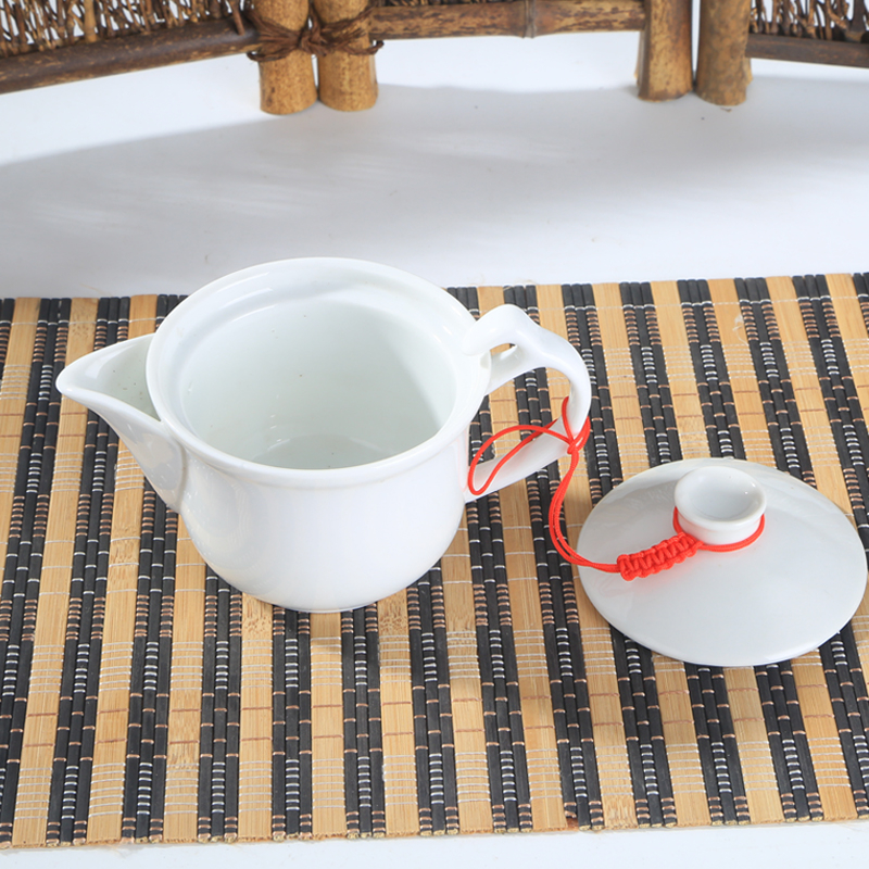 Ceainic Kung Fu din ceramică albă, cu mâner lateral, stil chinezesc, mărime medie, 165 ml