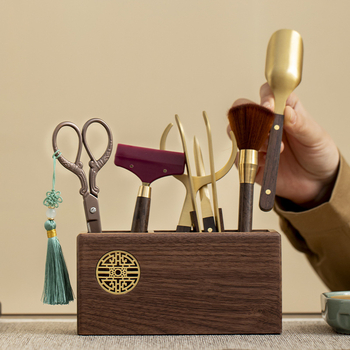 Set pentru ceremonie de ceai din lemn de nuc – Șase domni ai ceremoniei ceaiului, set Kung Fu cu accesorii și unelte: foarfece pentru ceai, clipsuri pentru ceai, perie, lingură pentru ceai, cuțit pentru ceai, răzuitor