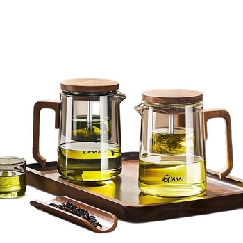Set ceainic cu infuzor, separare ceai-apă și filtrare cu o singură apăsare; ceainic elegant și ceașcă cu prindere magnetică