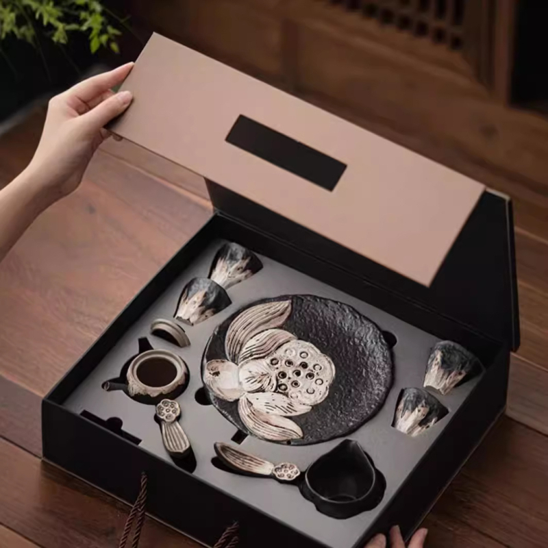 Set de ceai Kung Fu din ceramică handmade, ceainic și cești, în cutie cadou – stil retro luxos