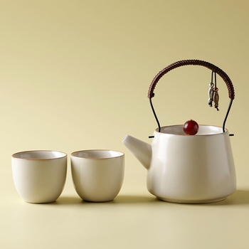 Set ceai Kung Fu Bej din ceramică, cu o oală și două cești, glazură crackle, pentru uz casnic