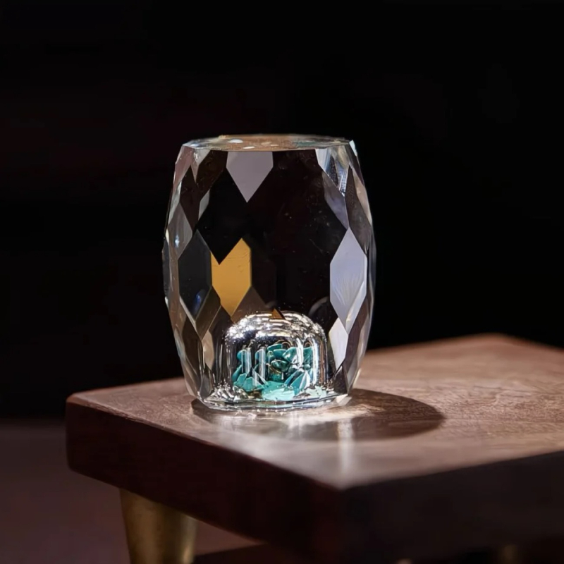 Suport pentru capacul de ceai din oțel inoxidabil, cu sticlă cristal și inserție turcoaz – accesorii premium pentru ceremonia ceaiului