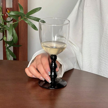 Pahar de vin și cocktail din sticlă, cu trei mărgele, picior înalt, fără mâner, stil minimalist modern, 201–300 ml