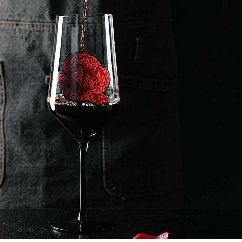 Set de pahare de vin roșu din cristal, pentru cuplu, cu motiv gravat de trandafir, stil european, 601–700 ml