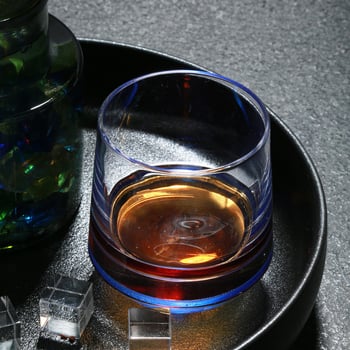 Set de trei pahare din sticlă cu rotire: pahar premium de whisky, pahar de bere elegant și pahar multifuncțional pentru cafea, vin, suc și apă.